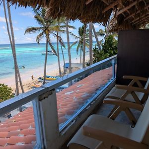 Dios Es Fiel - Ali Hotel